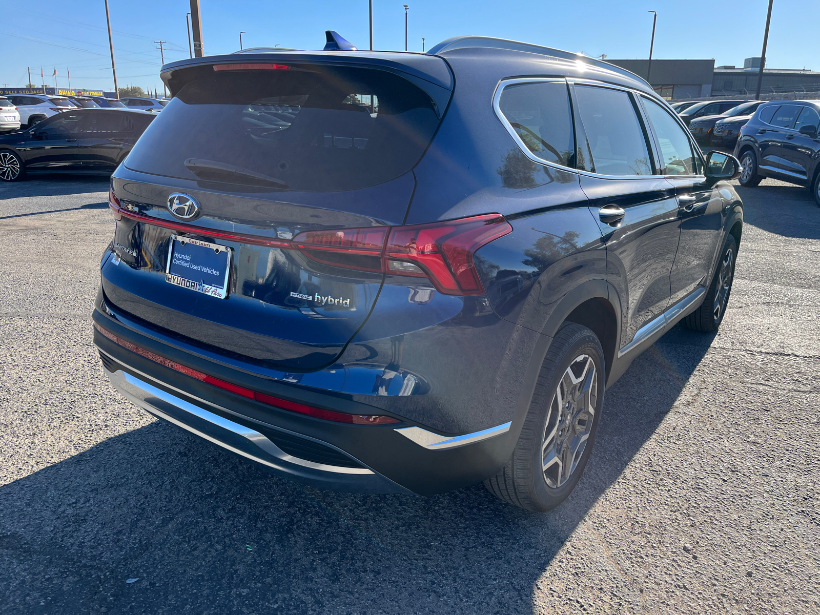 2023 Hyundai Santa Fe Hybrid Limited 8