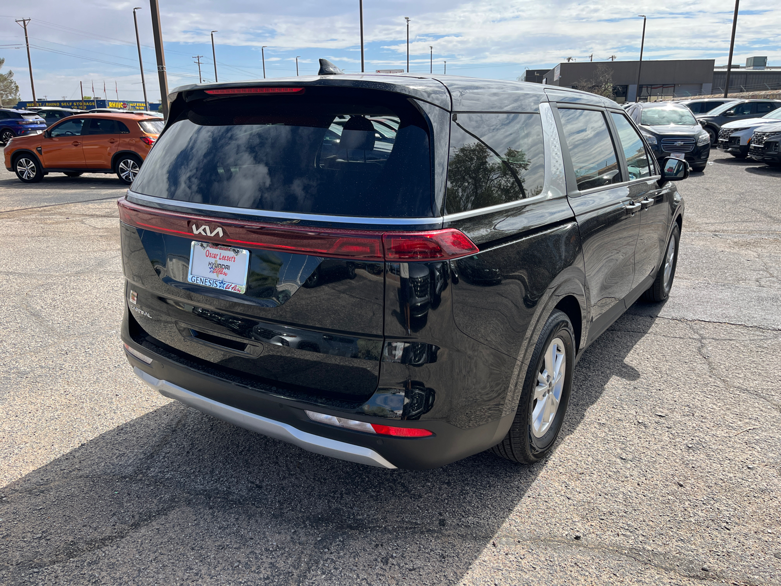 2024 Kia Carnival LX 8