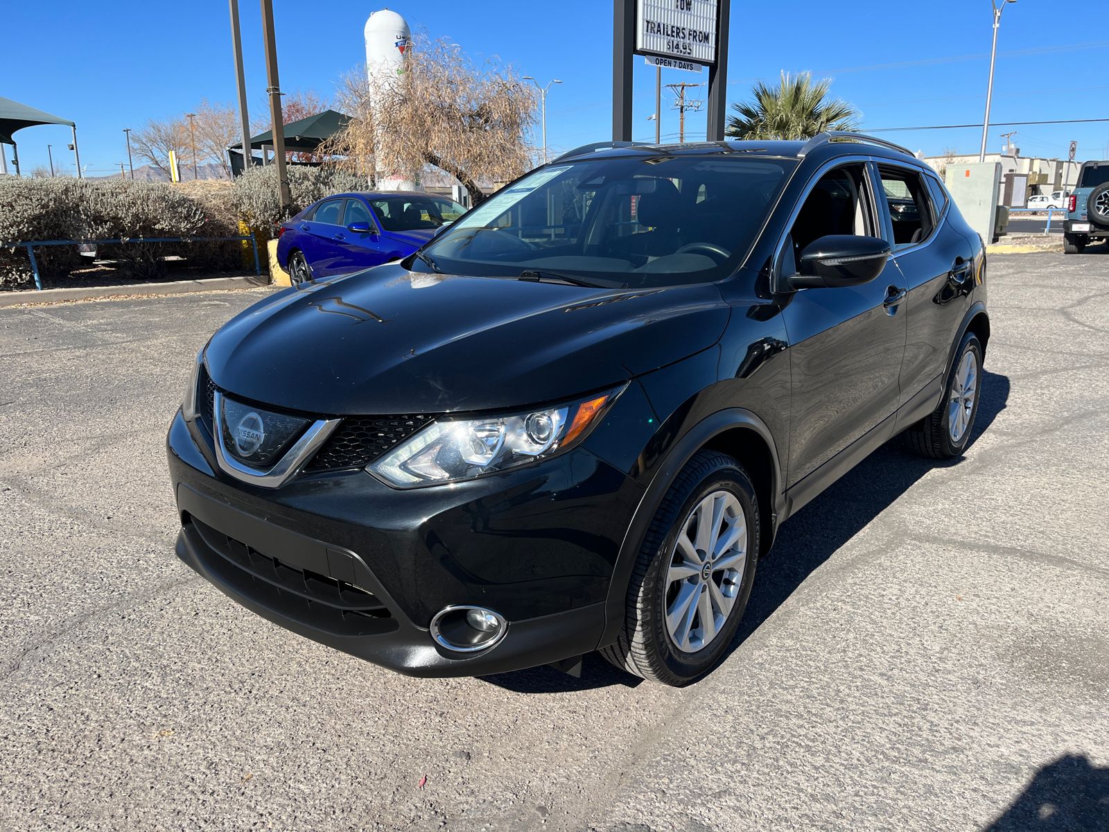 2019 Nissan Rogue Sport SV 3