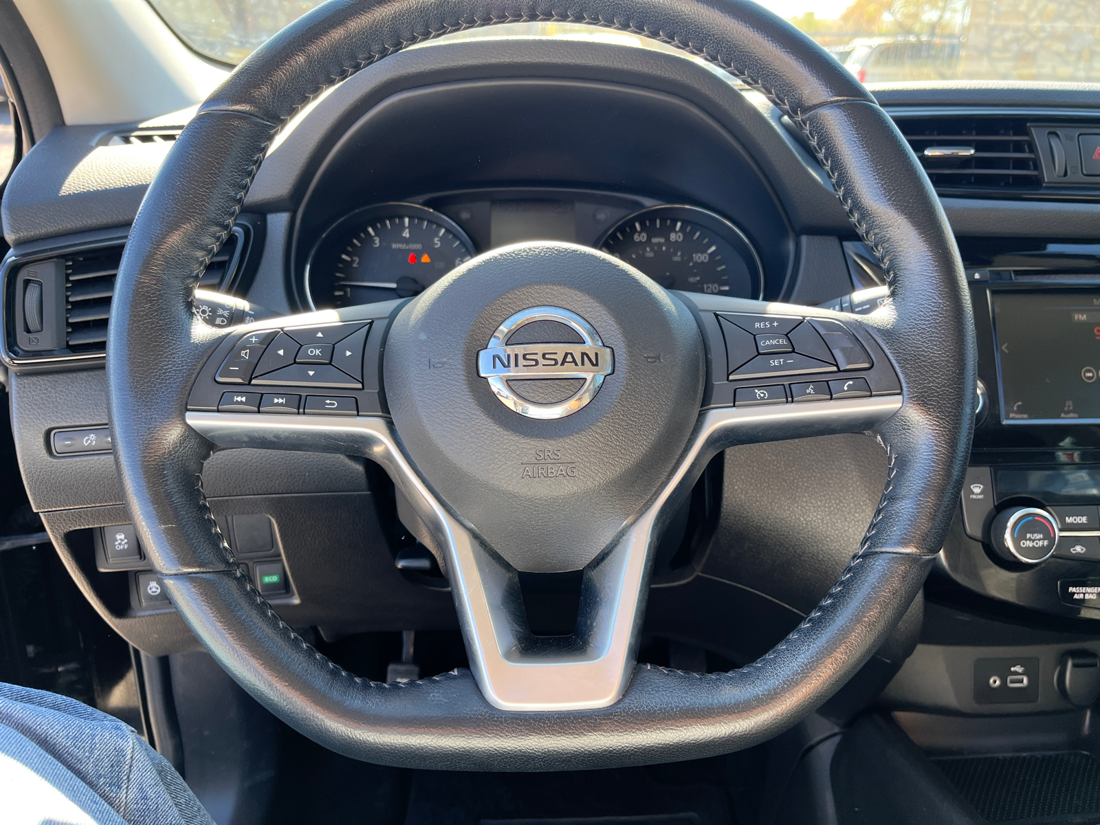 2019 Nissan Rogue Sport SV 15