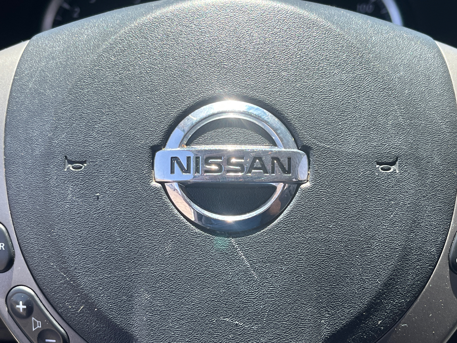 2011 Nissan Sentra 2.0 SR 17