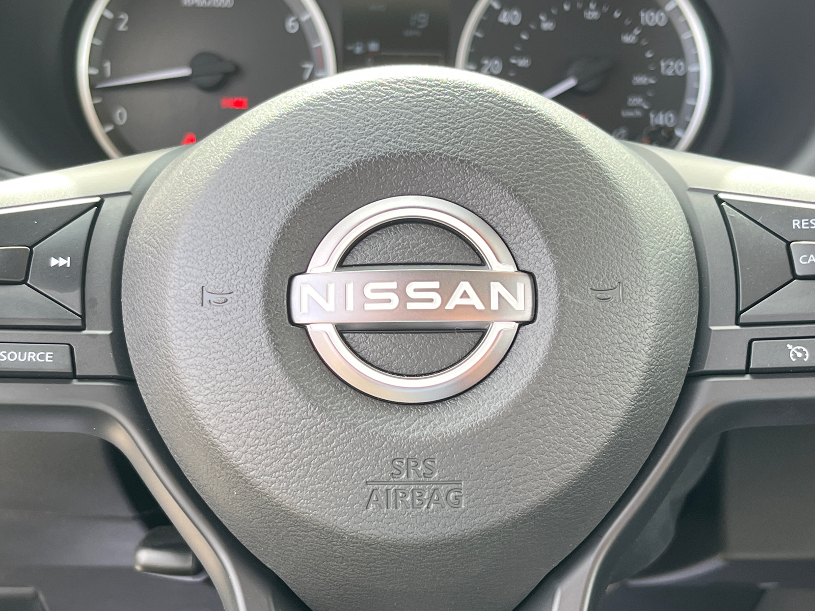 2024 Nissan Kicks S 17