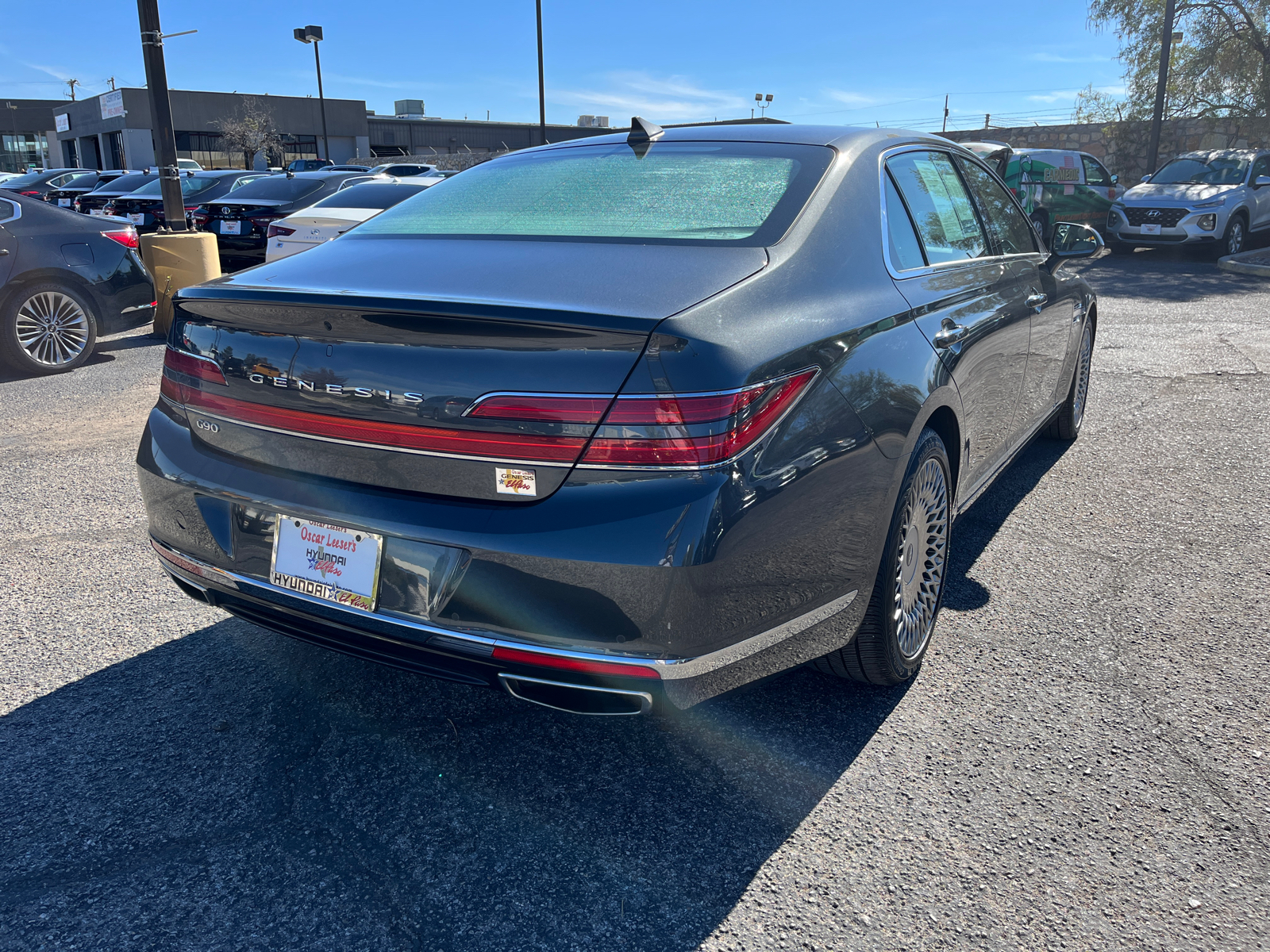 2022 Genesis G90 3.3T Premium 8