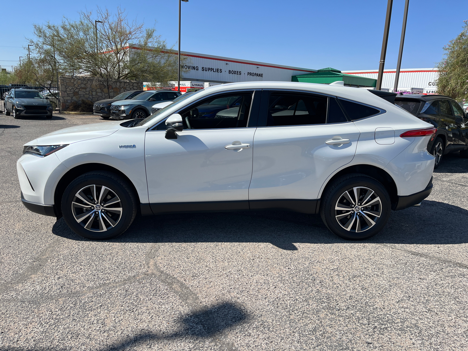 2021 Toyota Venza LE 4