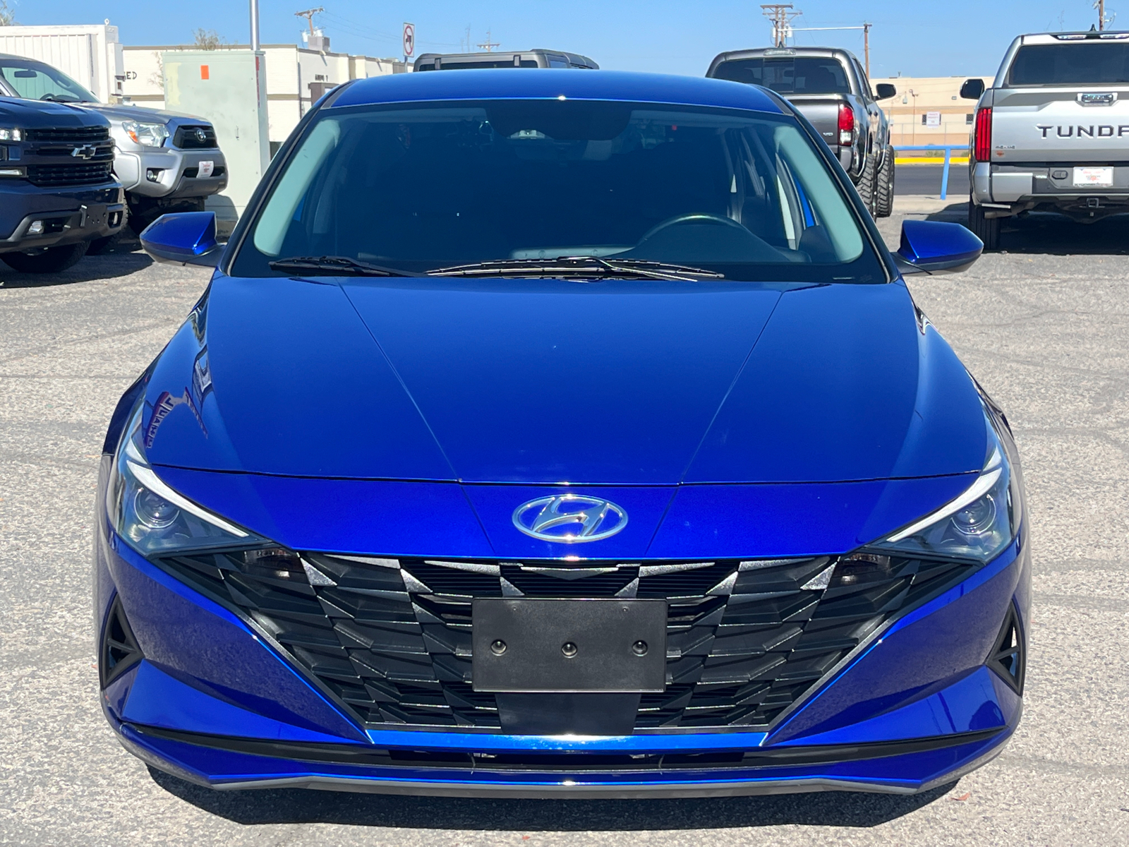 2023 Hyundai Elantra SEL 2