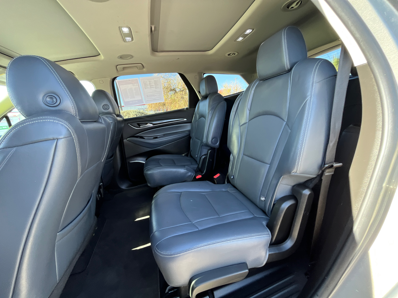 2019 Buick Enclave Essence 24