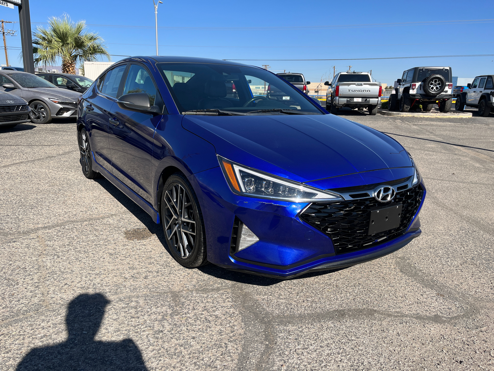 2020 Hyundai Elantra Sport 1