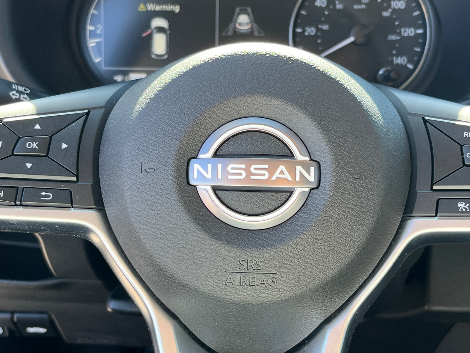 2023 Nissan Kicks SV 17