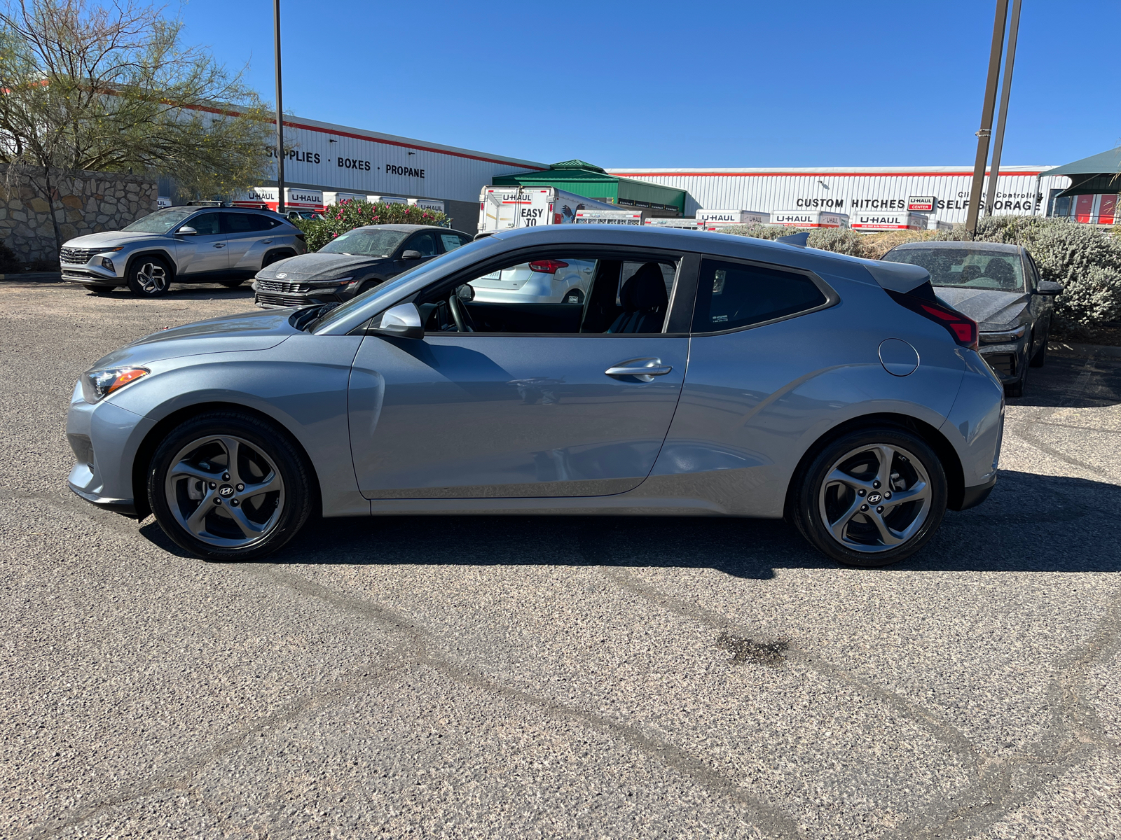 2020 Hyundai Veloster 2.0 Premium 4