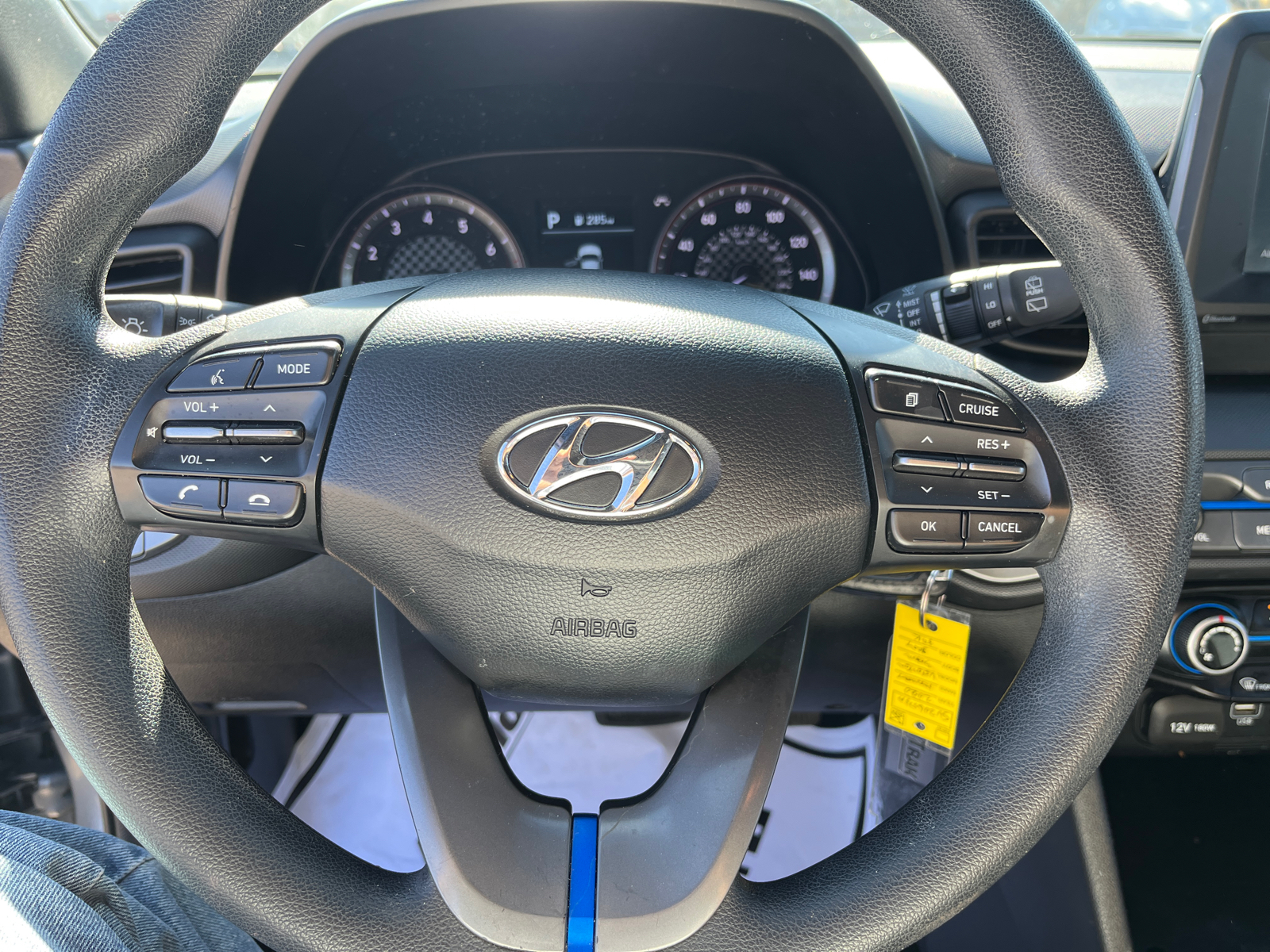 2020 Hyundai Veloster 2.0 Premium 15