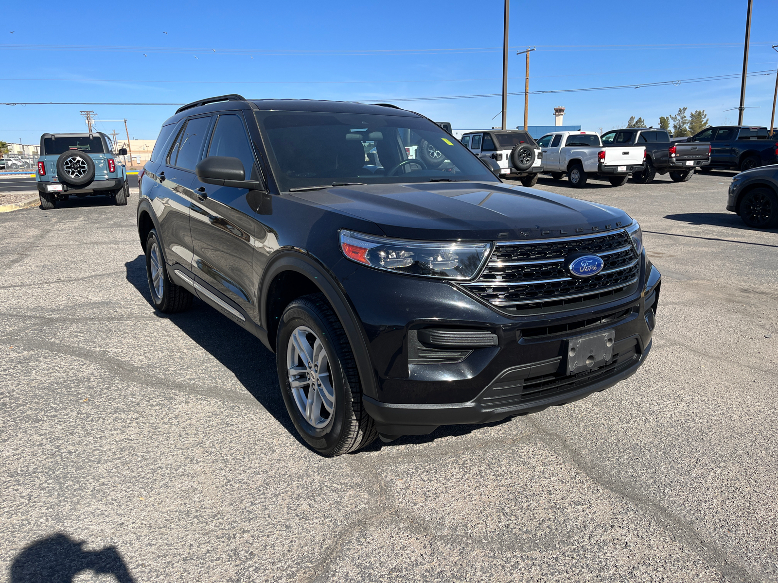 2020 Ford Explorer XLT 1