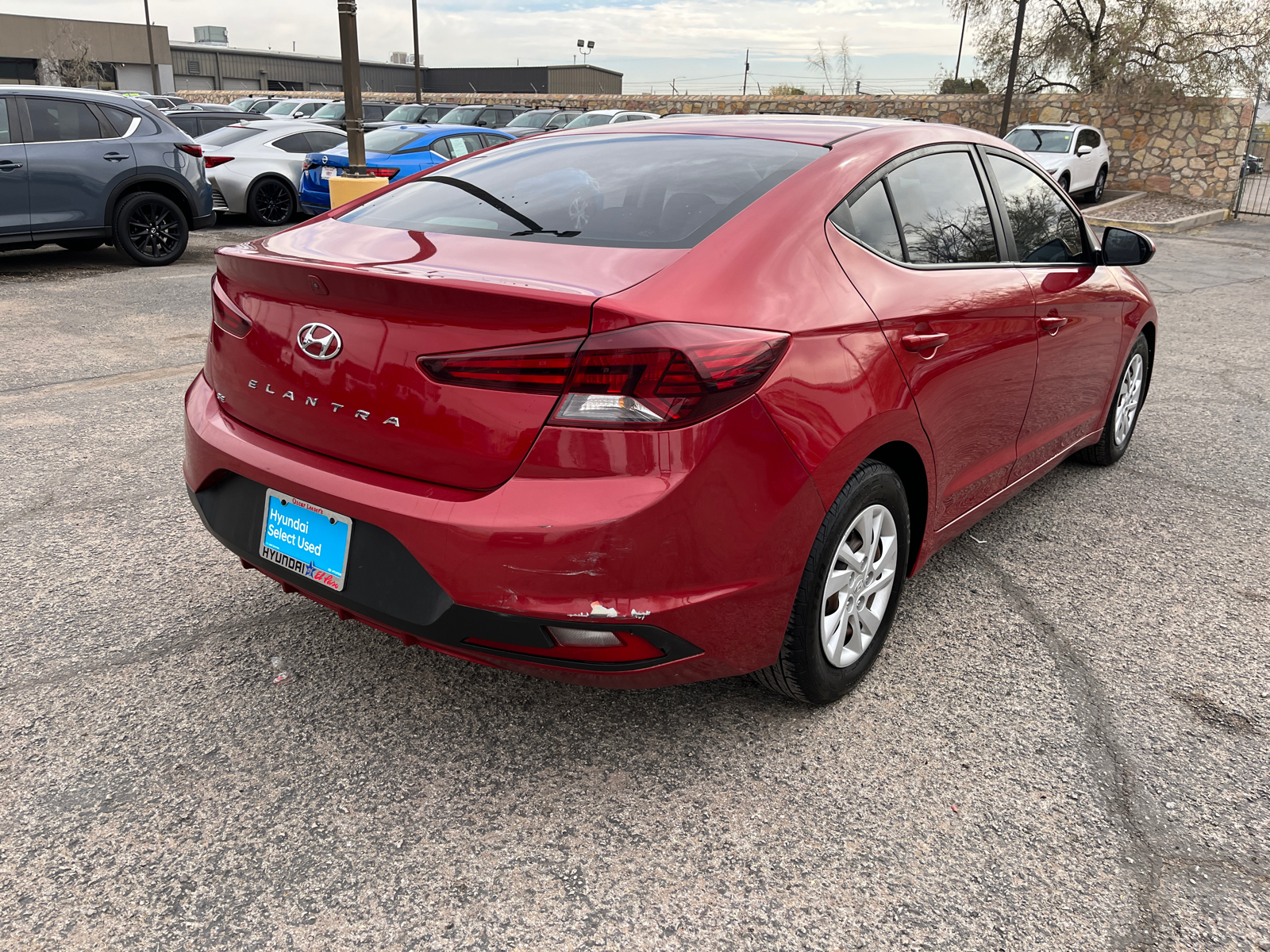 2020 Hyundai Elantra SE 8