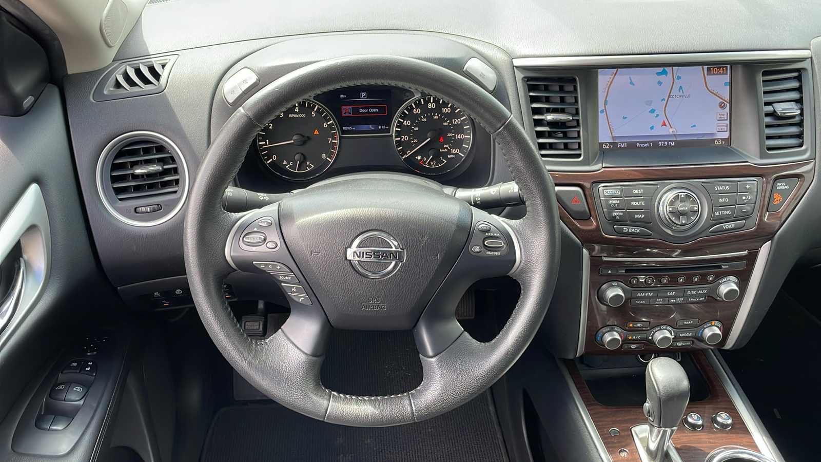 2016 Nissan Pathfinder Platinum 16