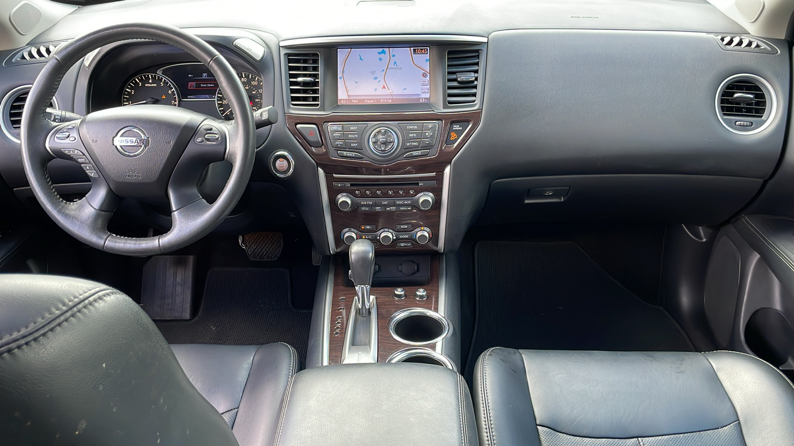 2016 Nissan Pathfinder Platinum 28