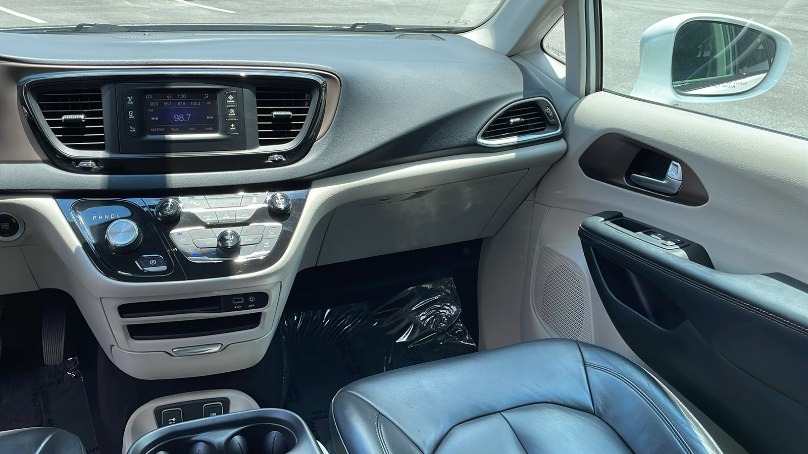 2017 Chrysler Pacifica Touring L 30