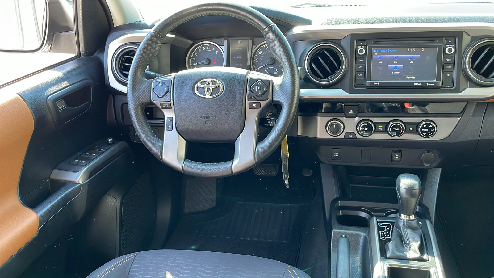 2017 Toyota Tacoma SR5 57