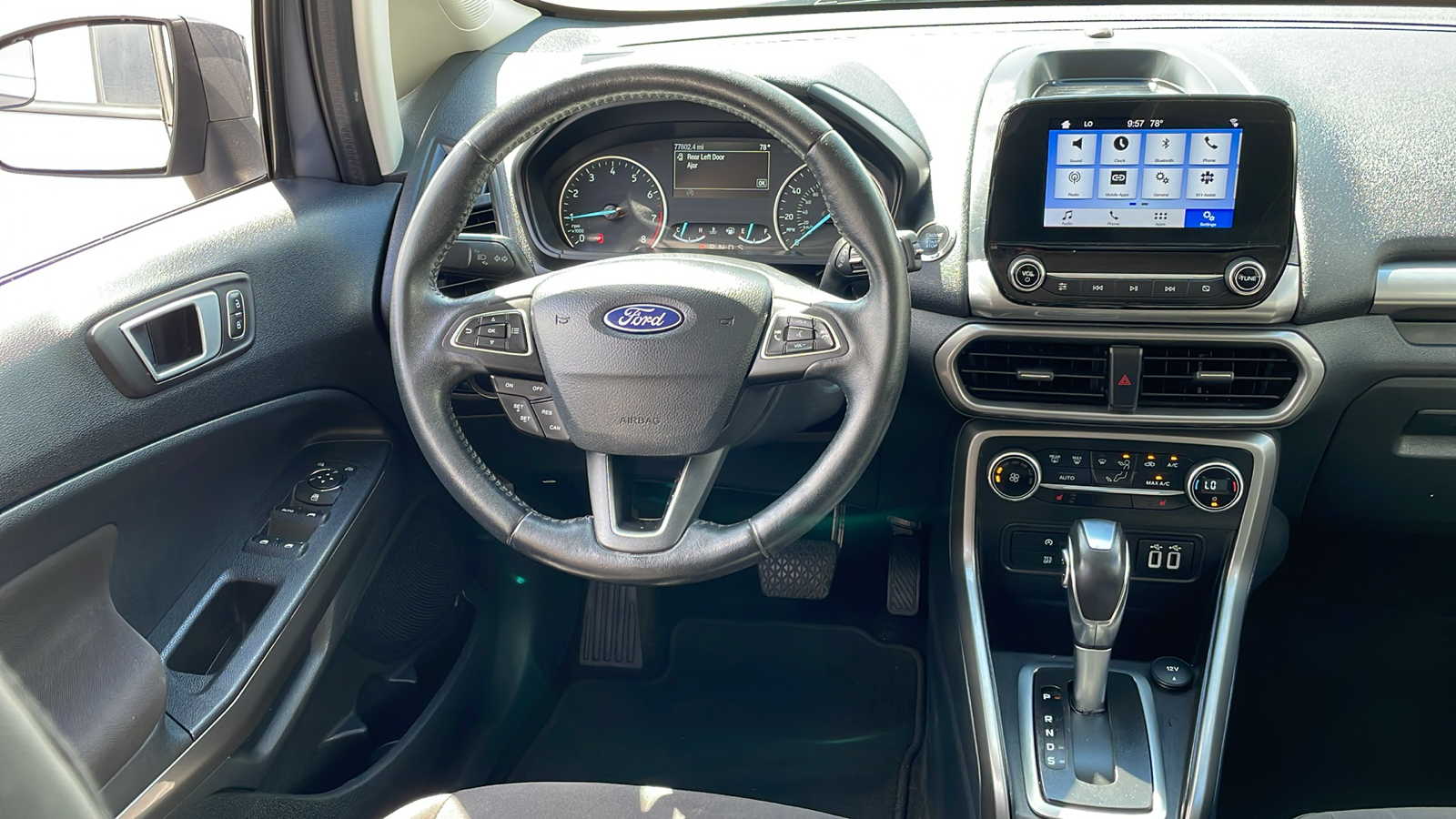 2018 Ford EcoSport SE 27