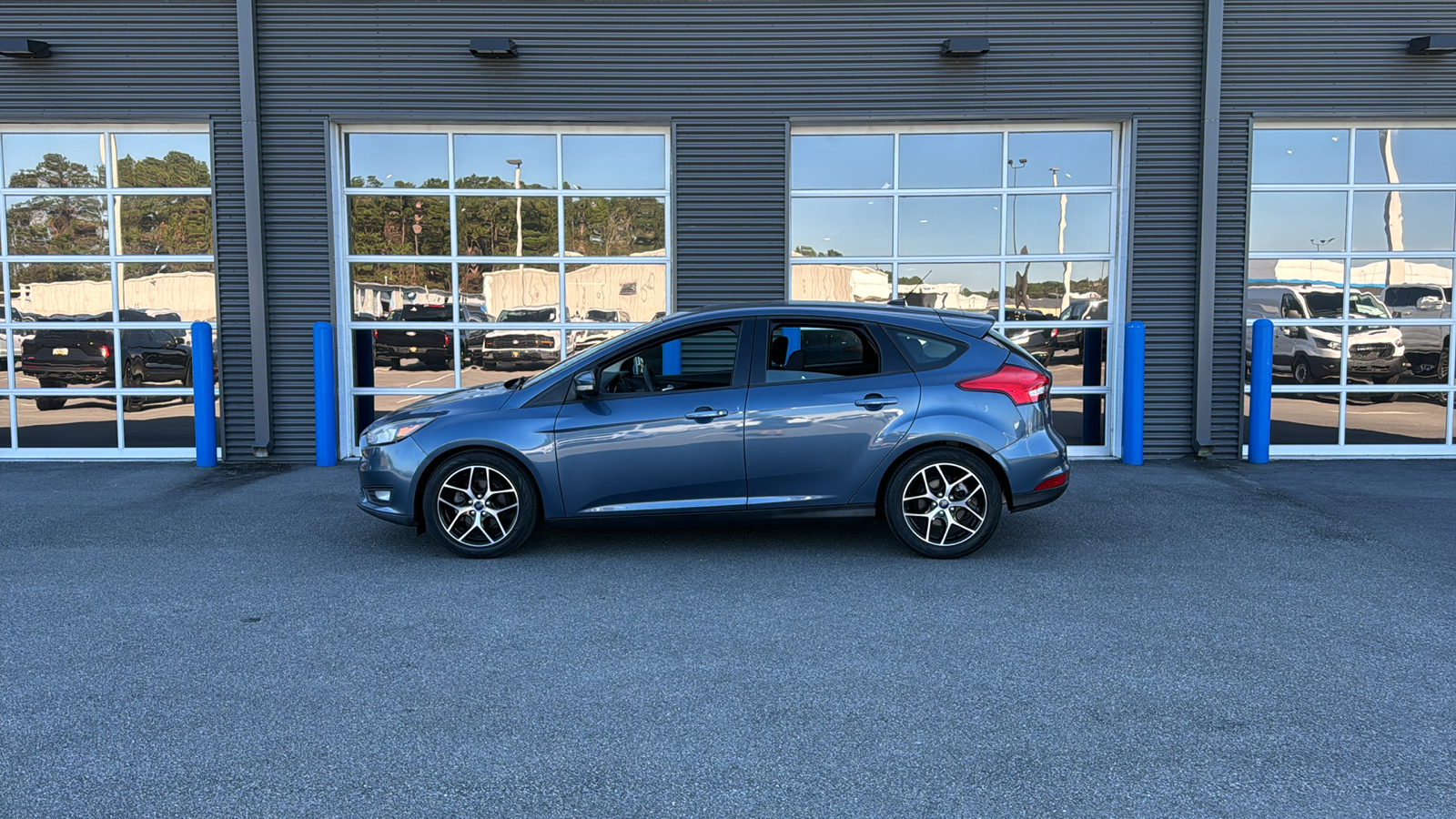 2018 Ford Focus SEL 2