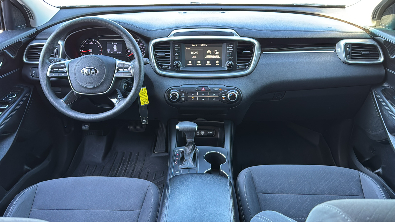 2019 Kia Sorento L 27