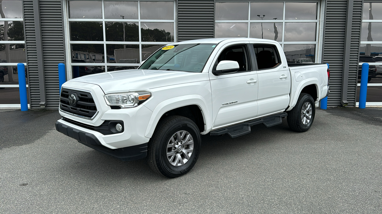 2019 Toyota Tacoma TRD Sport 1