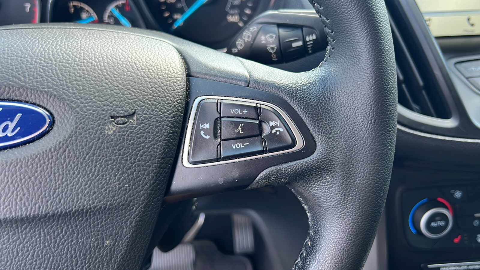 2019 Ford Escape SEL 21