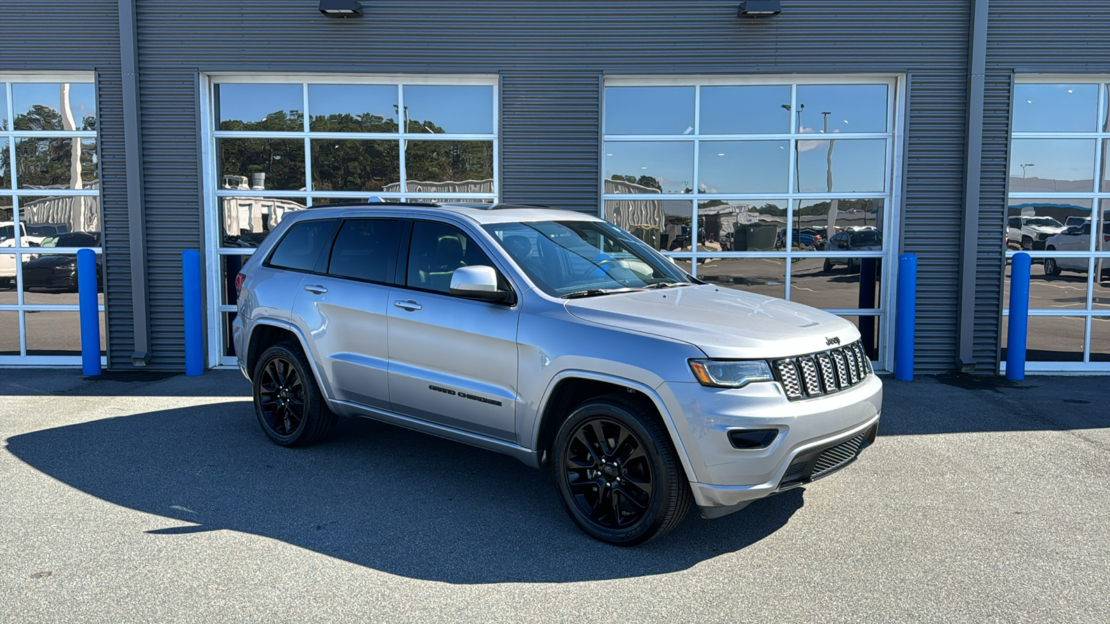 2020 Jeep Grand Cherokee Altitude 11