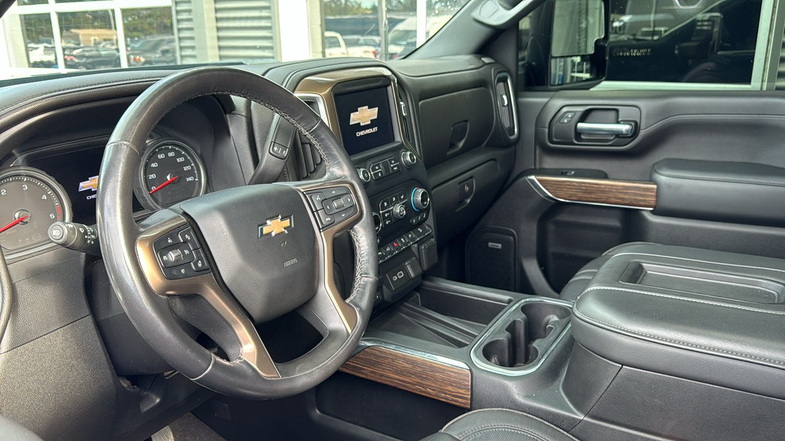 2020 Chevrolet Silverado 2500HD High Country 3