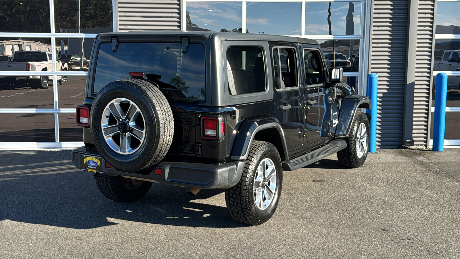 2020 Jeep Wrangler Unlimited Sahara 26