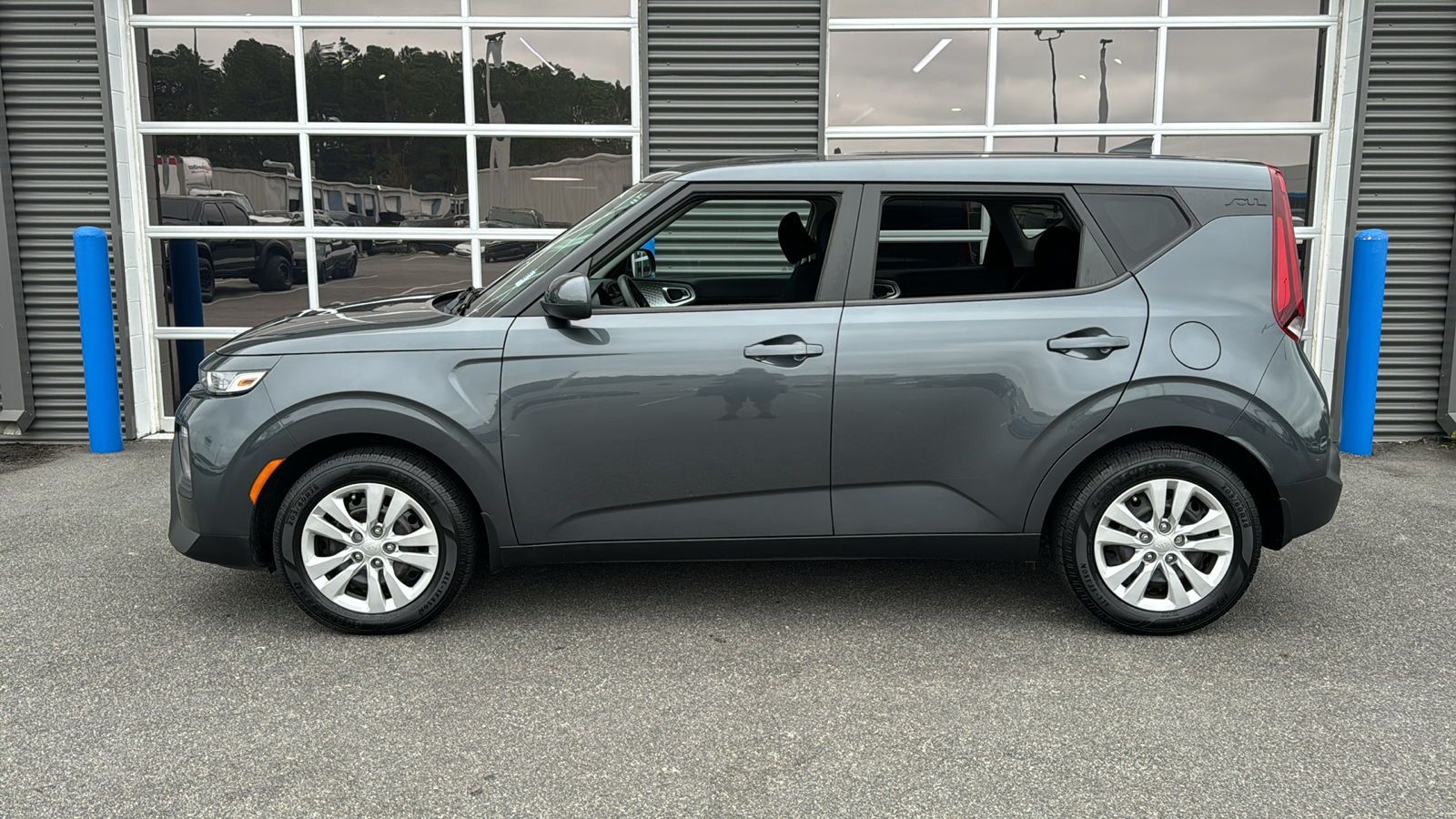 2021 Kia Soul LX 2