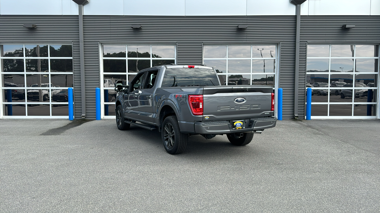 2021 Ford F-150 XLT 3