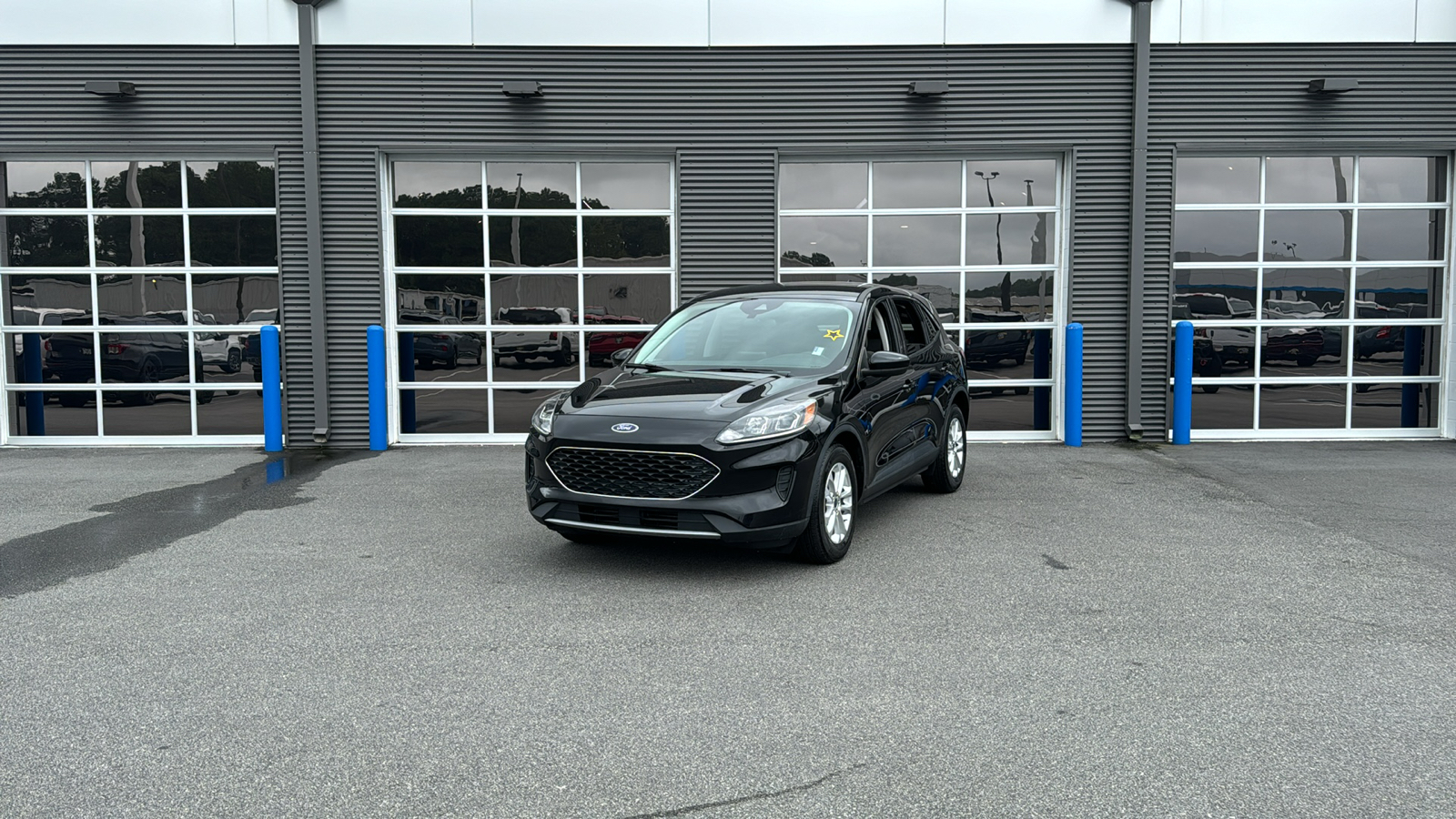 2021 Ford Escape SE 1