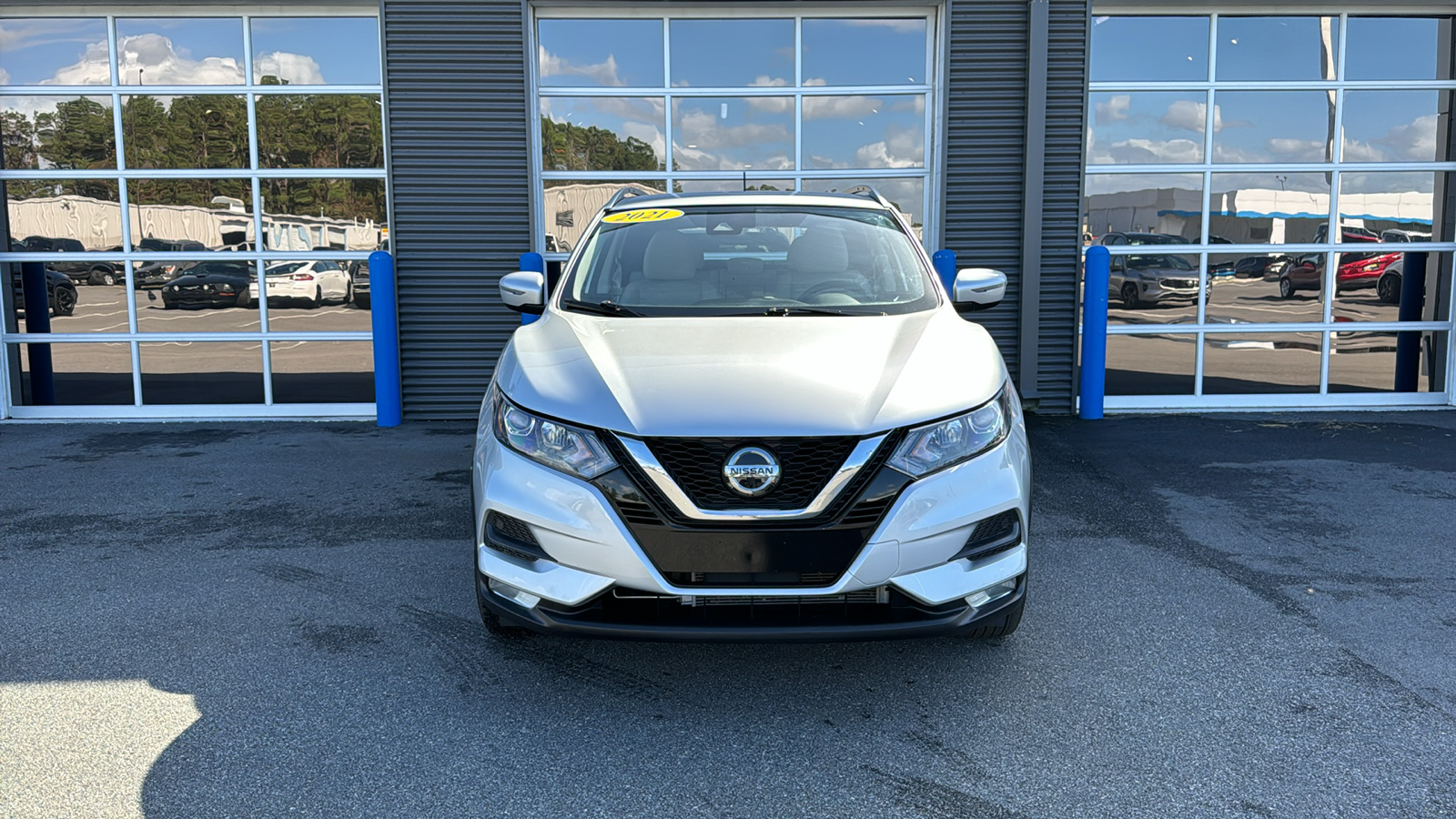 2021 Nissan Rogue Sport SV 10