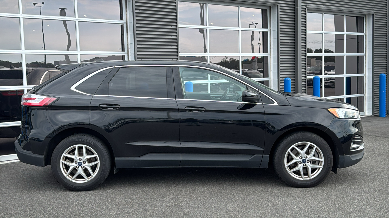 2022 Ford Edge SEL 4