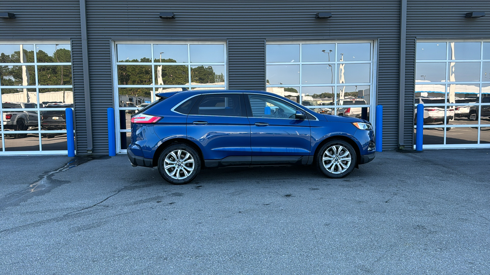 2022 Ford Edge Titanium 4