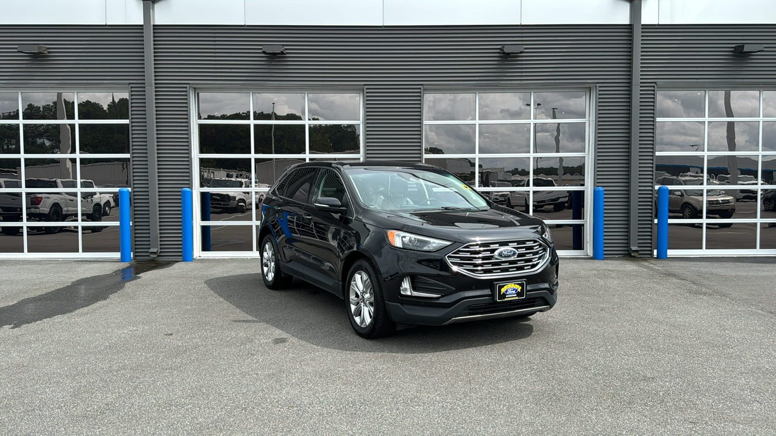 2022 Ford Edge Titanium 9