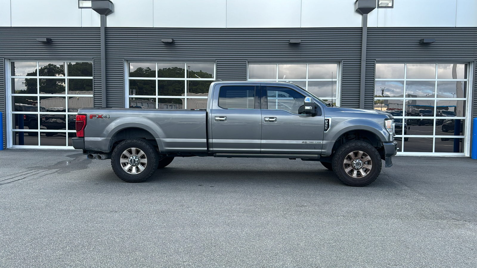 2022 Ford F-350SD Platinum 4