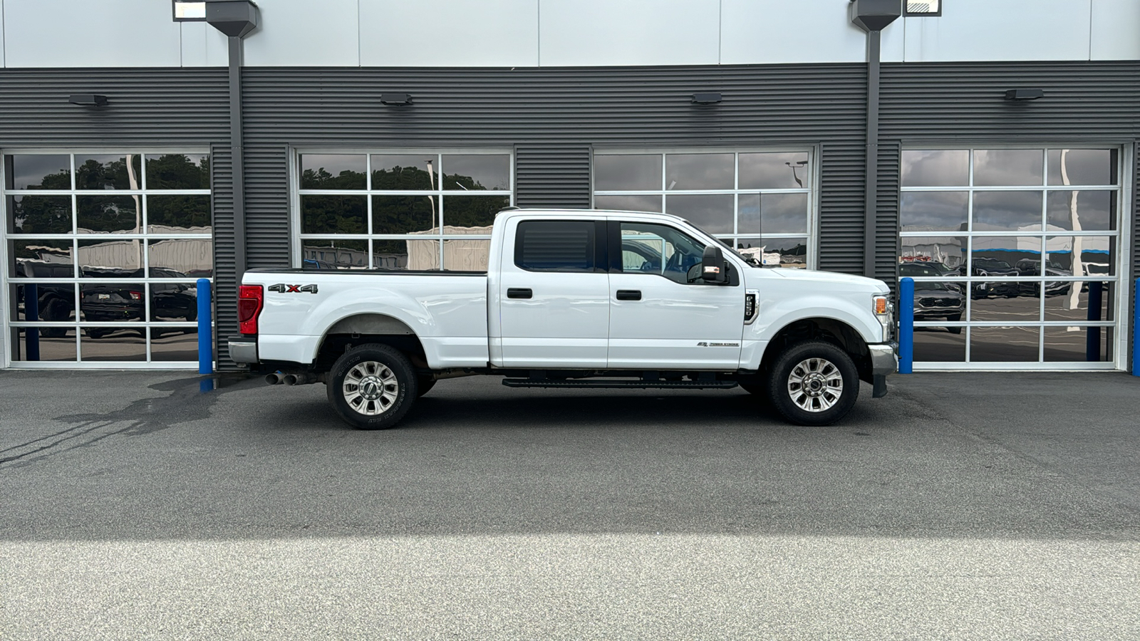 2022 Ford F-250SD XLT 4