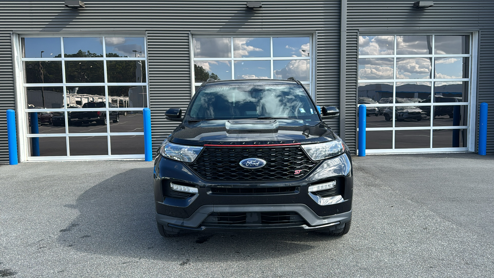 2022 Ford Explorer ST 3