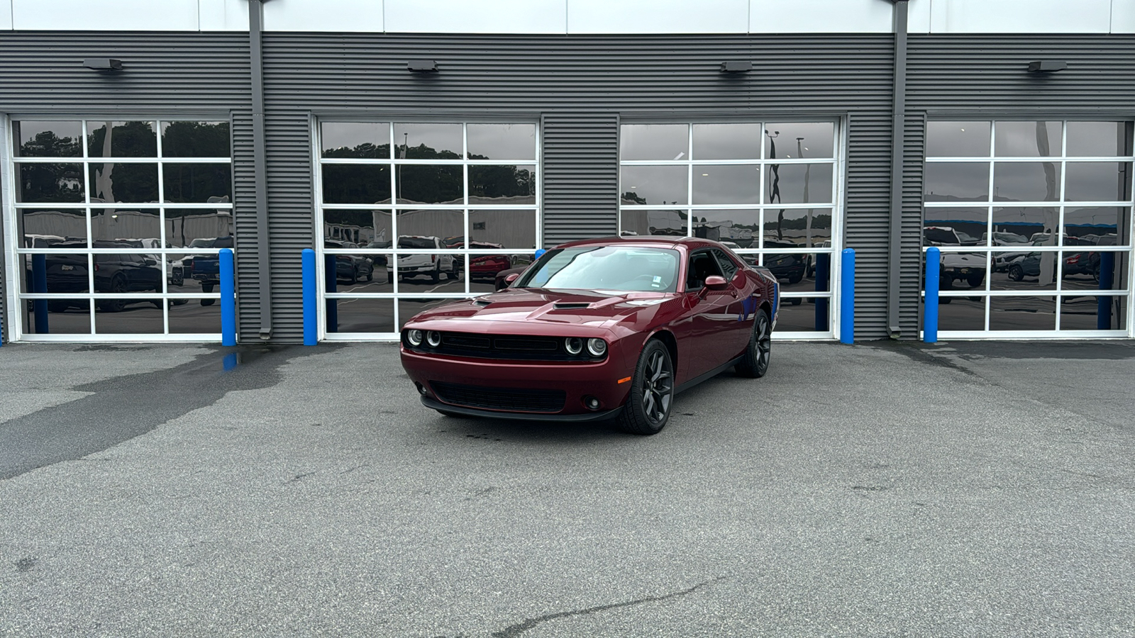 2022 Dodge Challenger SXT 1