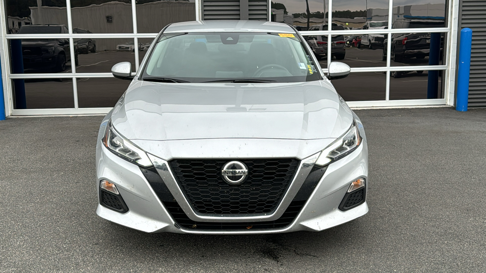 2022 Nissan Altima 2.5 SV 2