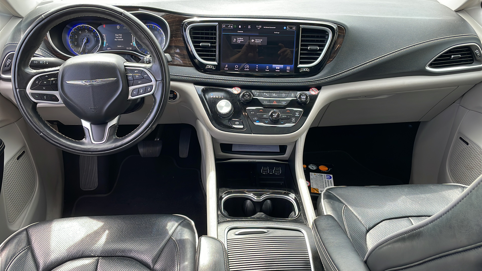 2022 Chrysler Pacifica Limited 26