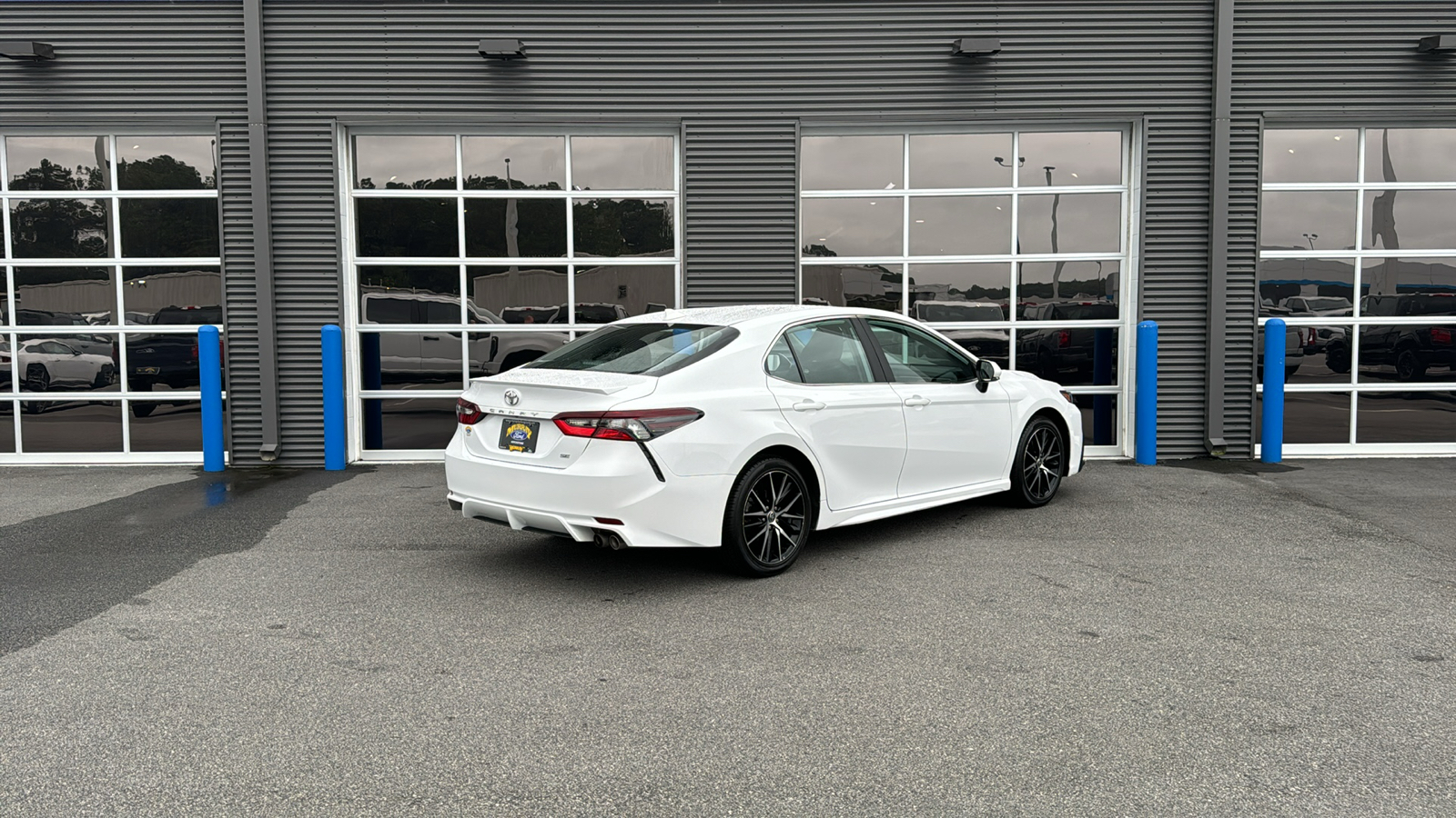 2022 Toyota Camry SE 7