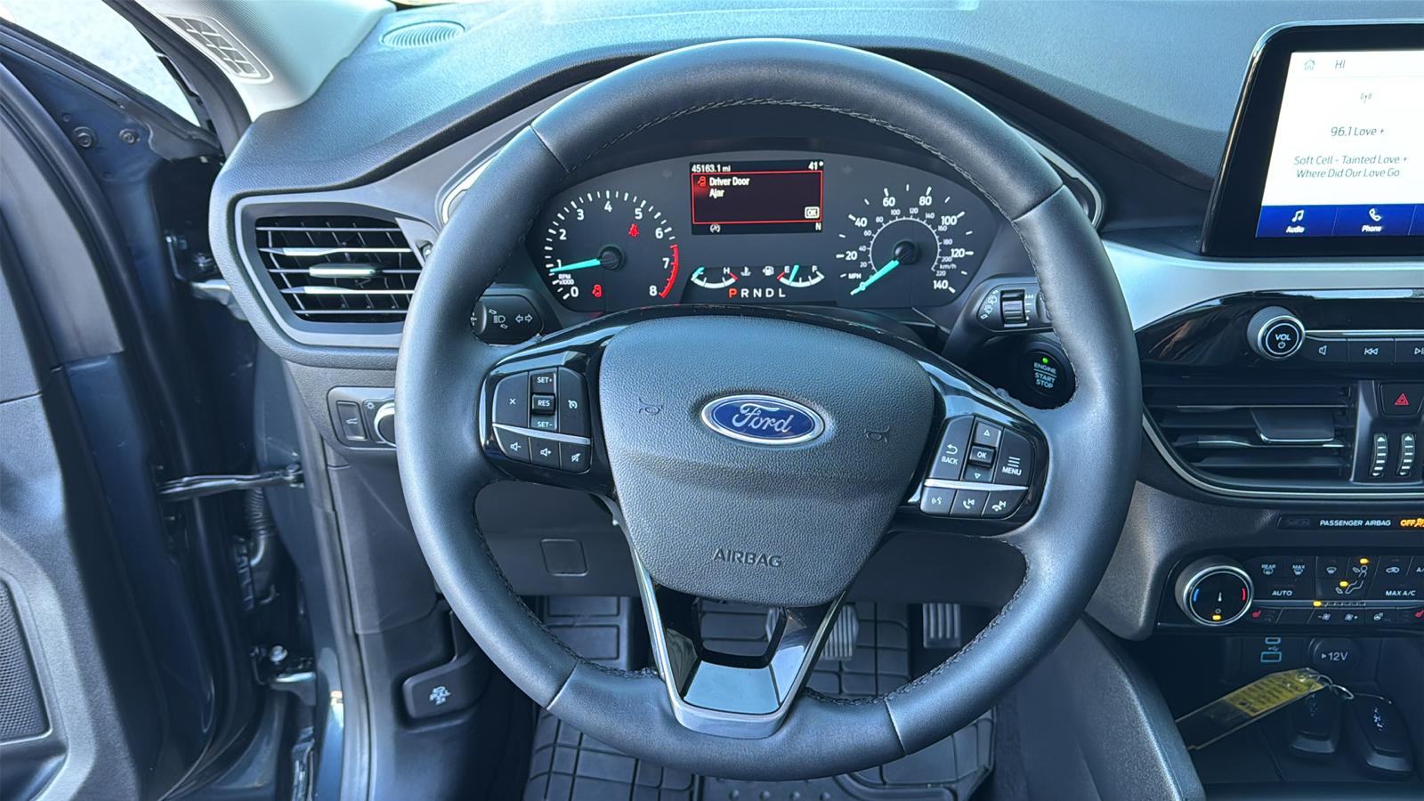 2022 Ford Escape SEL 9