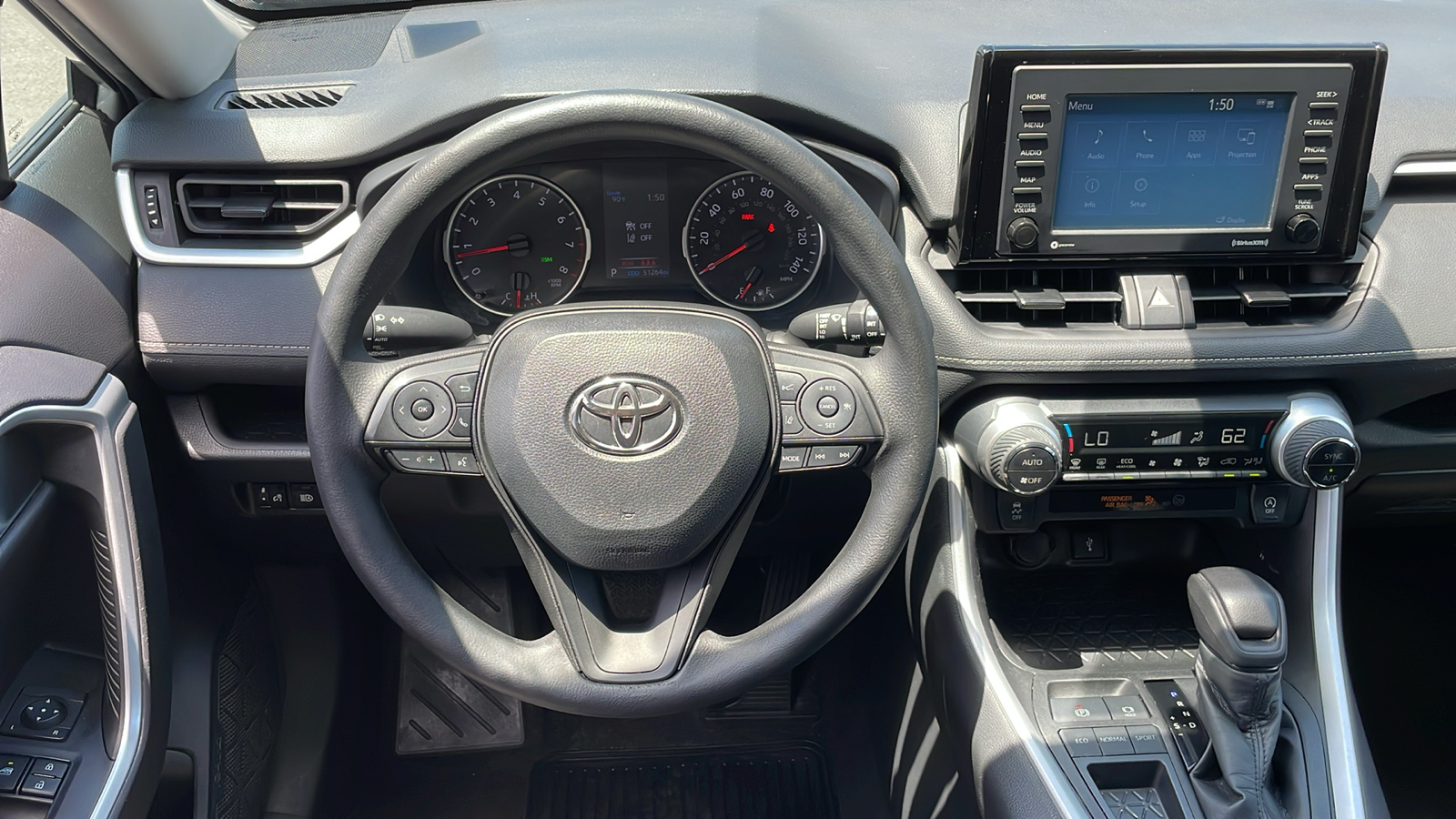 2022 Toyota RAV4 XLE 17