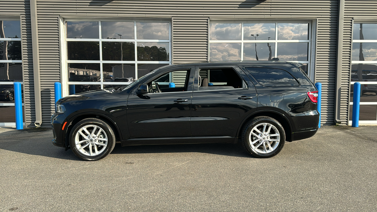 2023 Dodge Durango GT 2