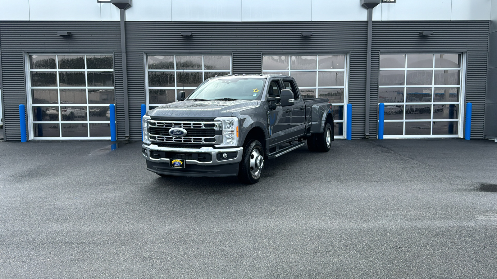 2023 Ford F-350SD XLT 1