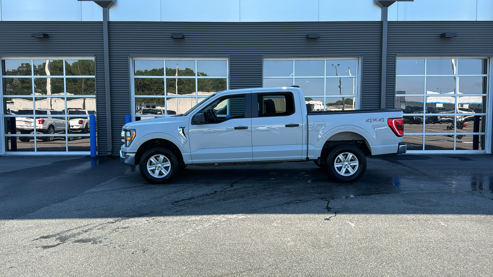 2023 Ford F-150 XL 2