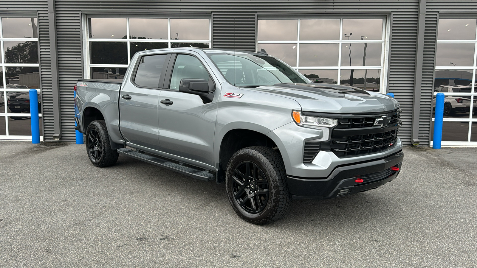 2023 Chevrolet Silverado 1500 LT Trail Boss 8