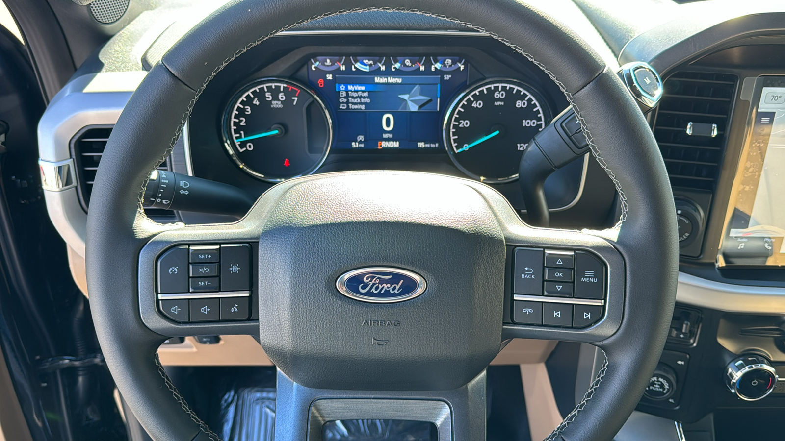 2023 Ford F-150 XLT 23