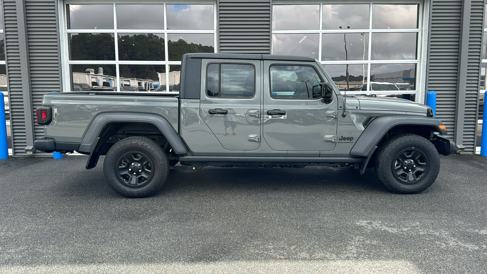 2023 Jeep Gladiator Sport 4